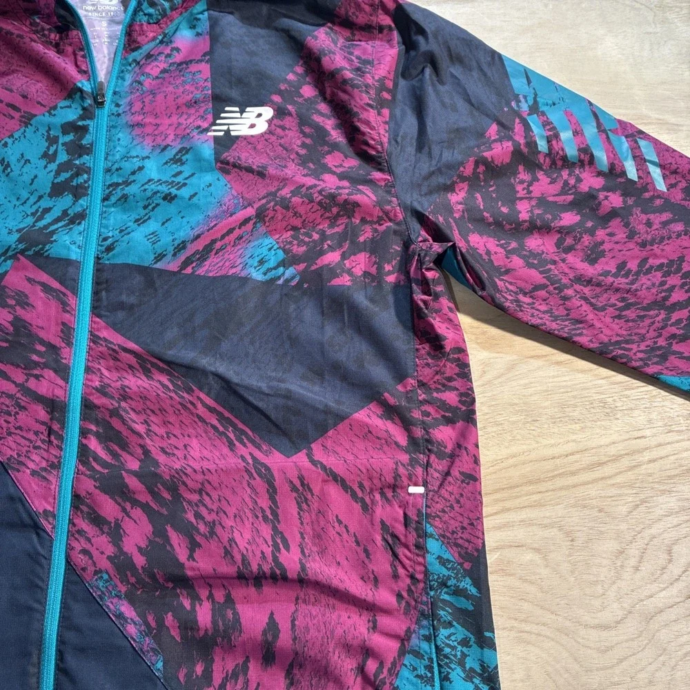 New Balance Running Men's Small Paint Splatter Athletic Windbreaker Zip Jacket